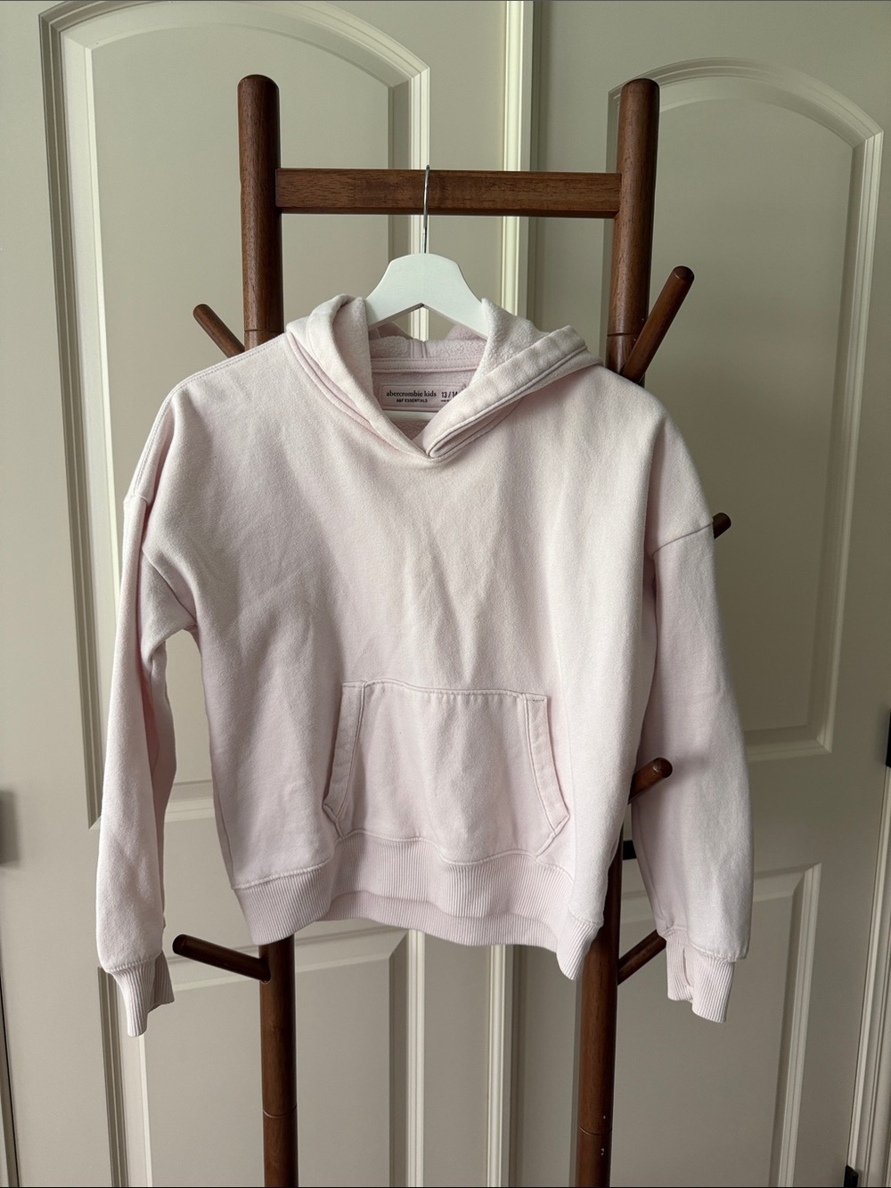 Abercrombie kids Lightweight Hooded Pullover Sweatshirt in Pale Pink
